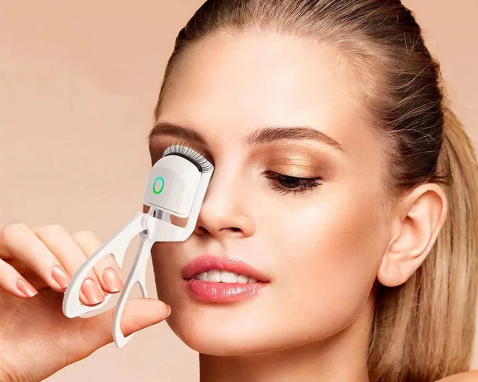 Rizador de pestañas térmico.